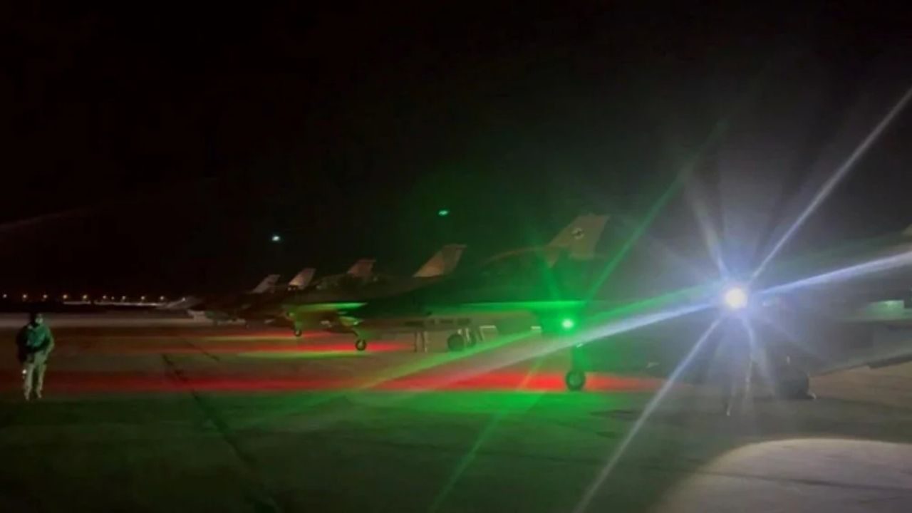 Bakan Akar: Çok sayıda terörist etkisiz hale getirildi